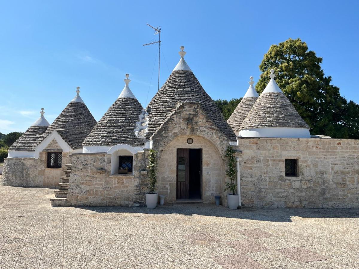 Trulli Del Sole Villa มาร์ตินาฟรังกา ภายนอก รูปภาพ