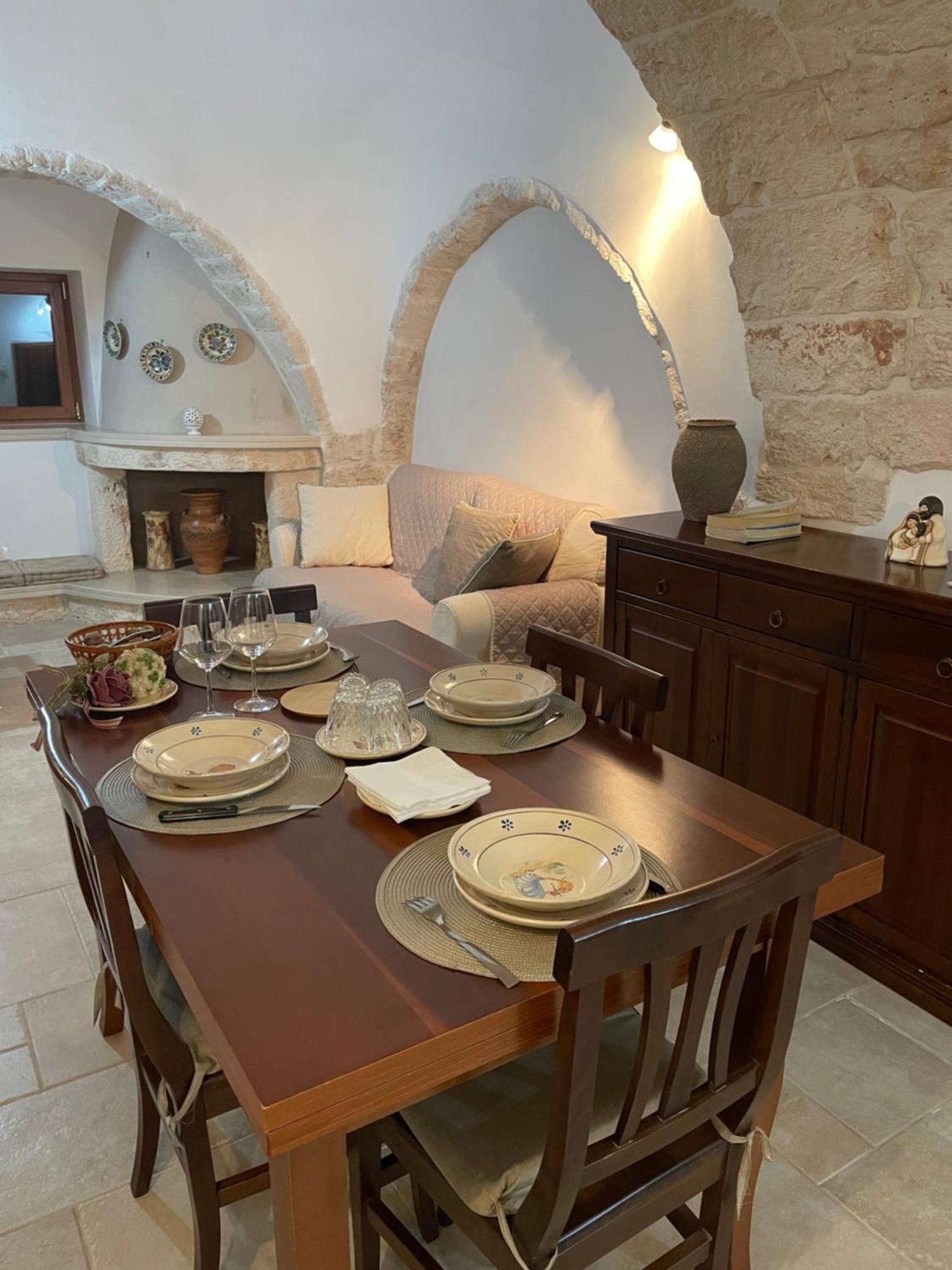 Trulli Del Sole Villa มาร์ตินาฟรังกา ภายนอก รูปภาพ